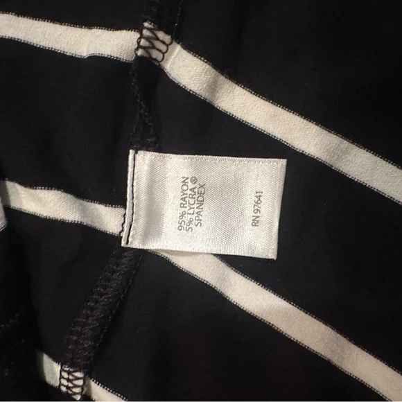 J.Jill Wherever Collection dress. Black and white size large - Picture 3 of 4